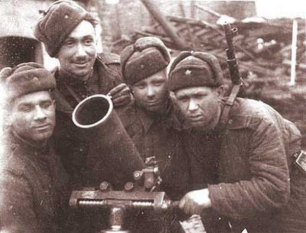 cEmJ1.jpg