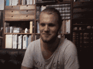 LwW8iZb.gif