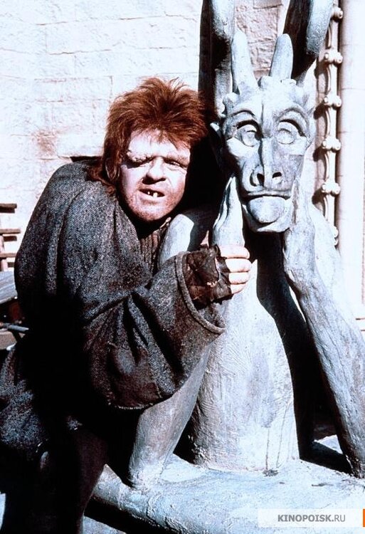 kinopoisk.ru-The-Hunchback-of-Notre-Dame-1501513.jpg